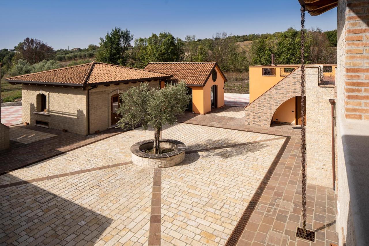 Ferienwohnung Borgo Olivo Pietrelcina Exterior foto